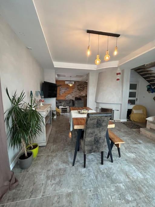 Comme A La Maison Narbonne Exteriér fotografie